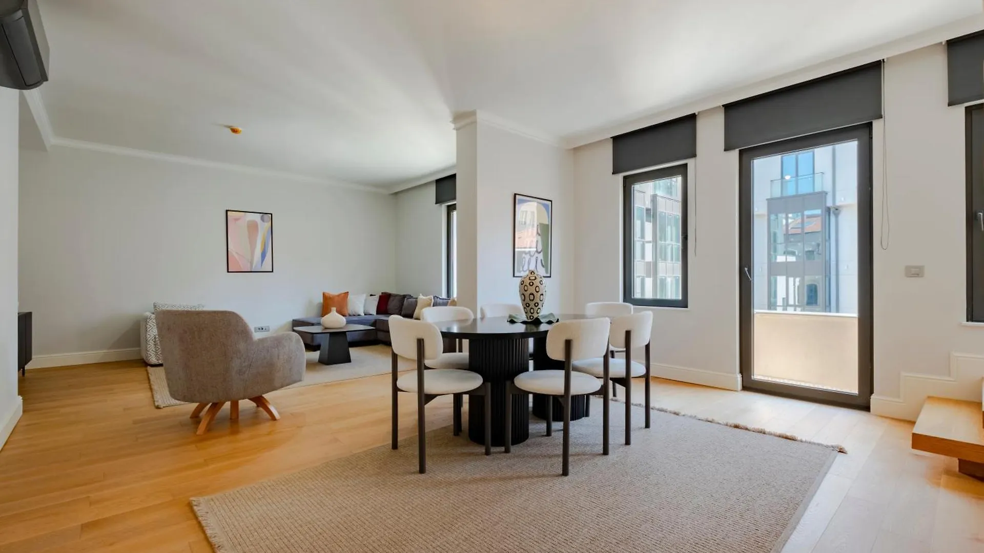 Spacious Duplex Apartment With 3 Bedrooms And 2 Bathrooms Istanbul Turkey