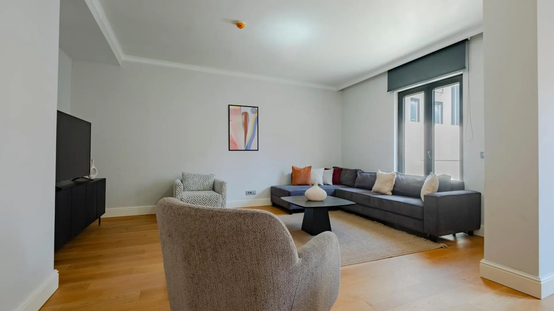 Spacious Duplex Apartment With 3 Bedrooms And 2 Bathrooms Istanbul 0*,  Turkey