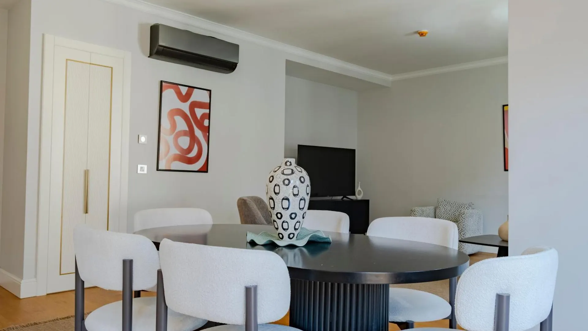 Spacious Duplex Apartment With 3 Bedrooms And 2 Bathrooms Istanbul Turkey