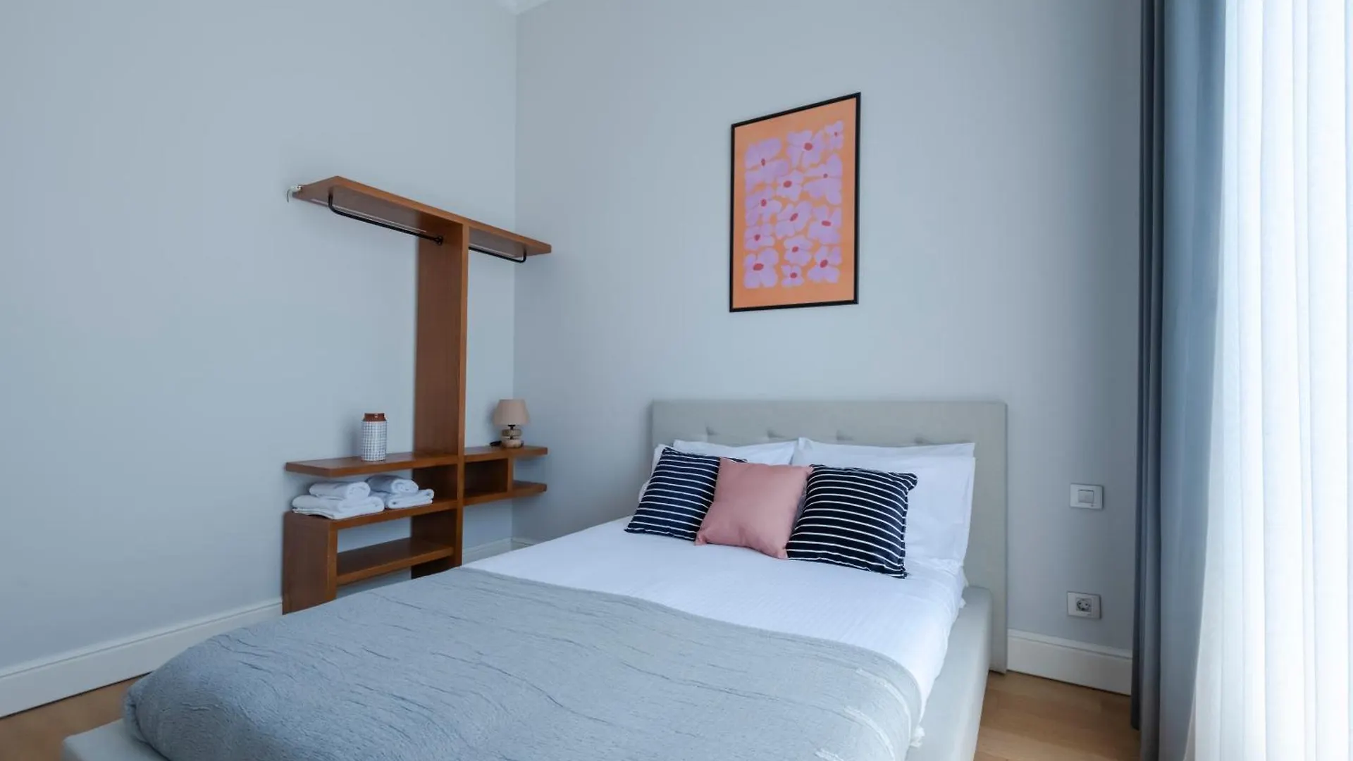 Spacious Duplex Apartment With 3 Bedrooms And 2 Bathrooms Istanbul