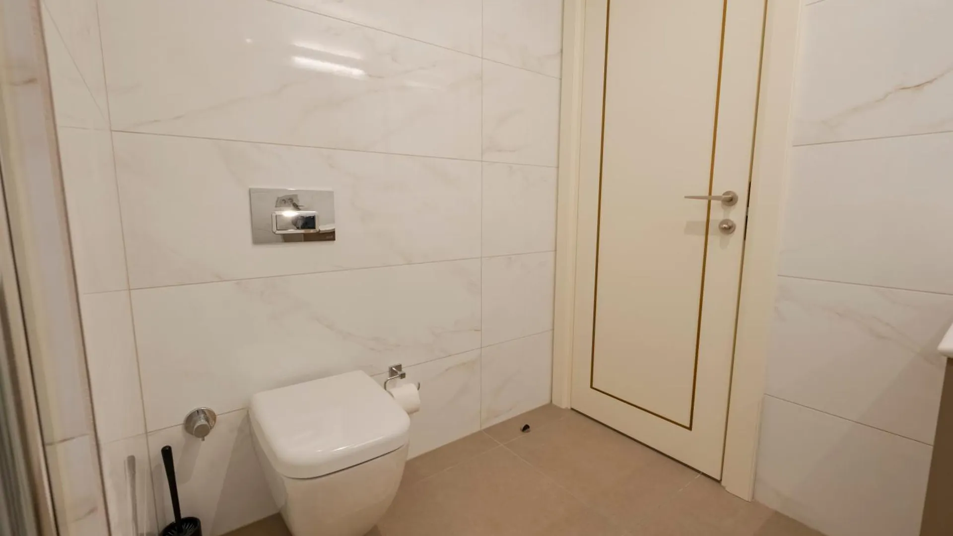 Spacious Duplex Apartment With 3 Bedrooms And 2 Bathrooms Istanbul Turkey