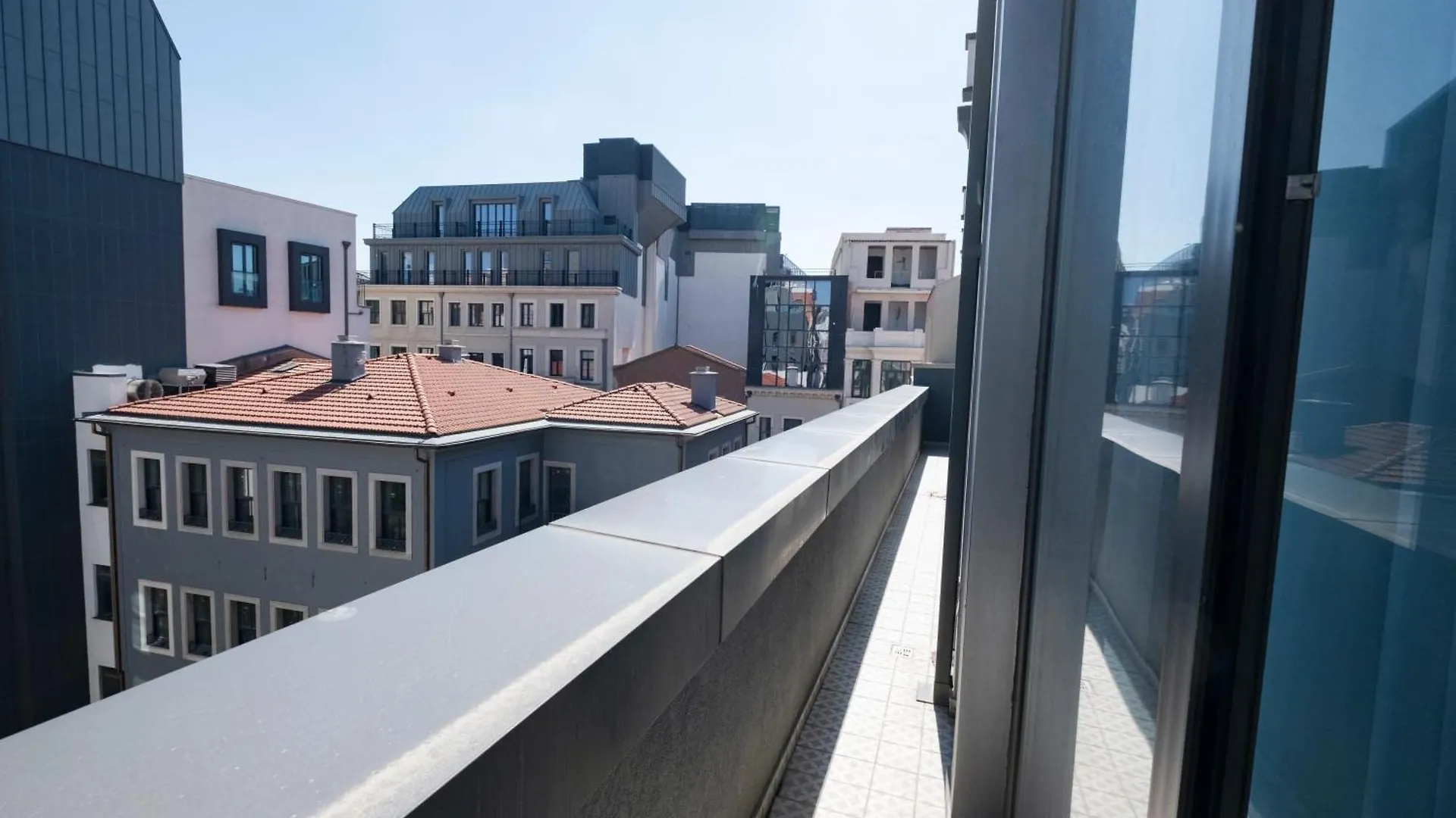 Spacious Duplex Apartment With 3 Bedrooms And 2 Bathrooms Istanbul