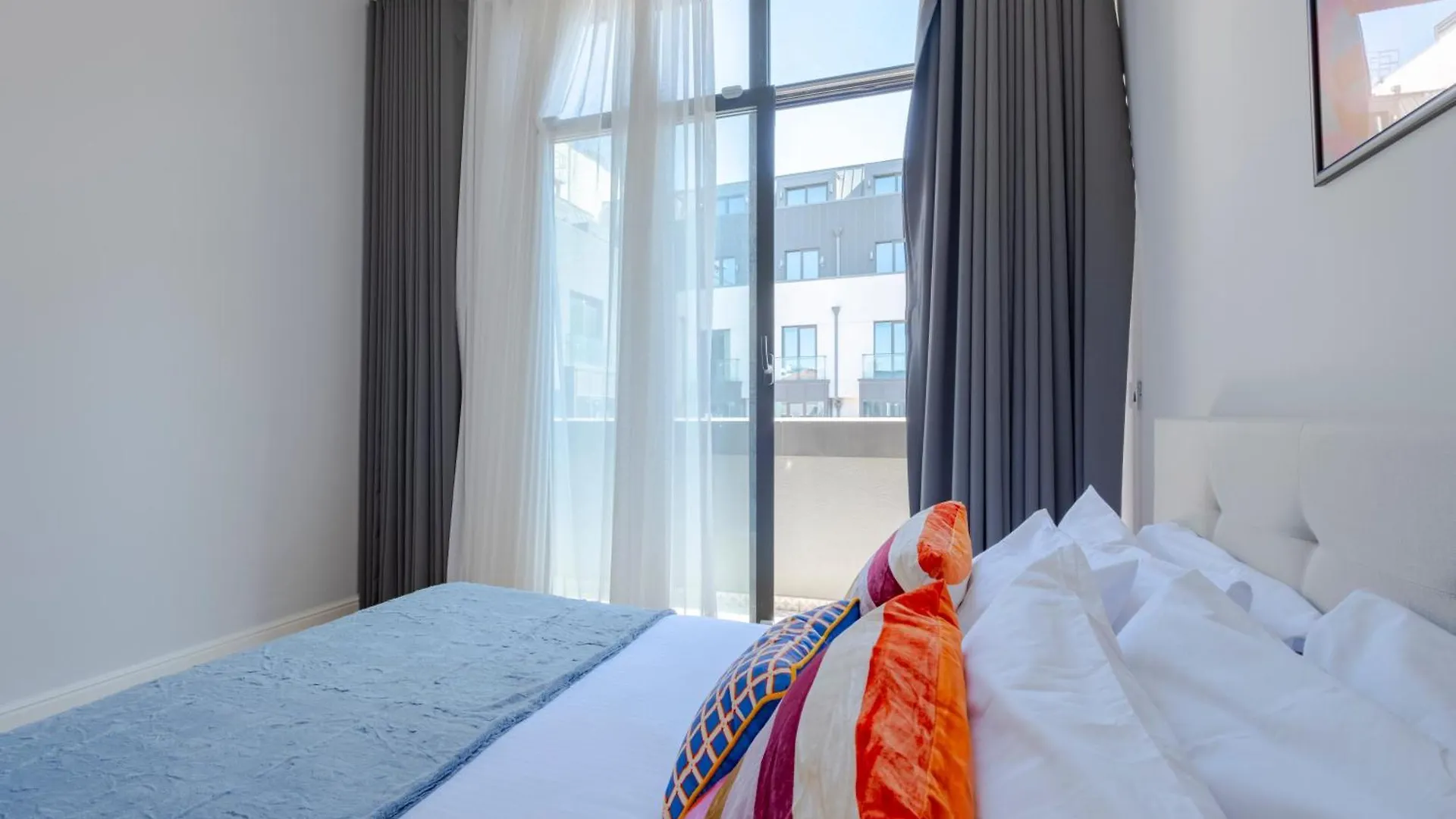 Spacious Duplex Apartment With 3 Bedrooms And 2 Bathrooms Istanbul